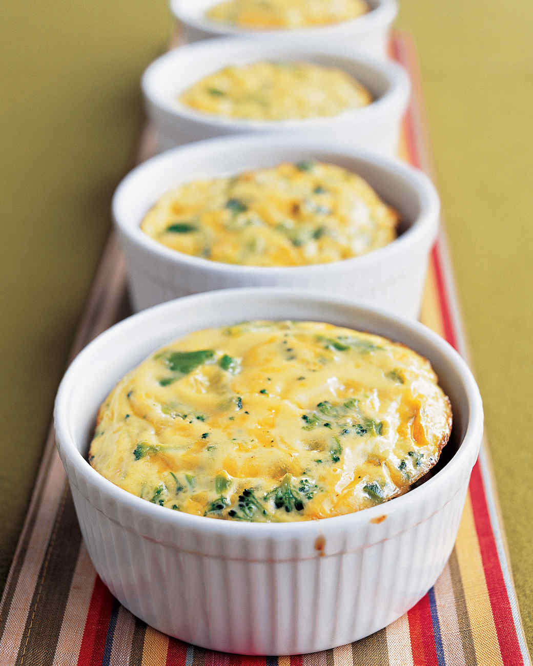 Crustless Broccoli-Cheddar Quiche