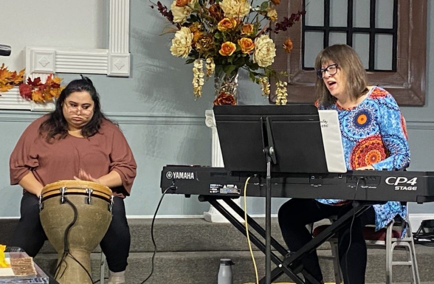 His Love Endures Forever (Psalm 136)